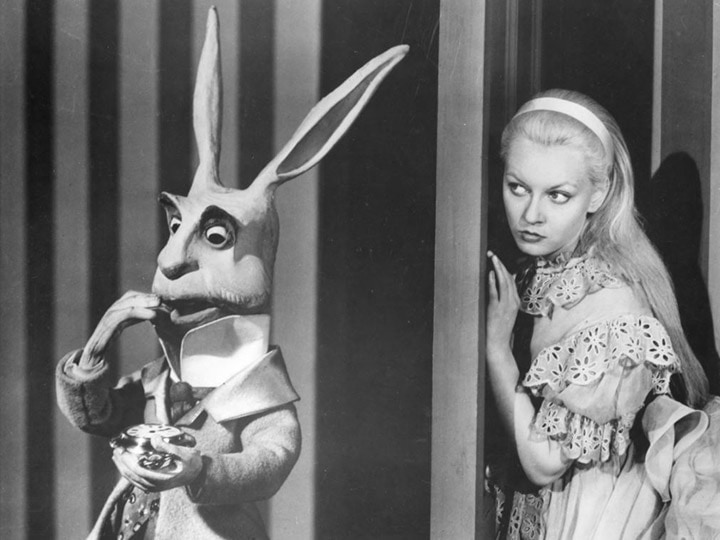 Alice Au Pays des Merveilles(이상한 나라의 앨리스, 1949), Lou Bunin Productions 제공.
